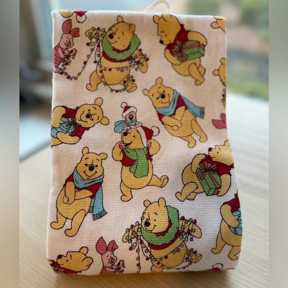 NWT Disney Winnie the Pooh Kitchen Towel